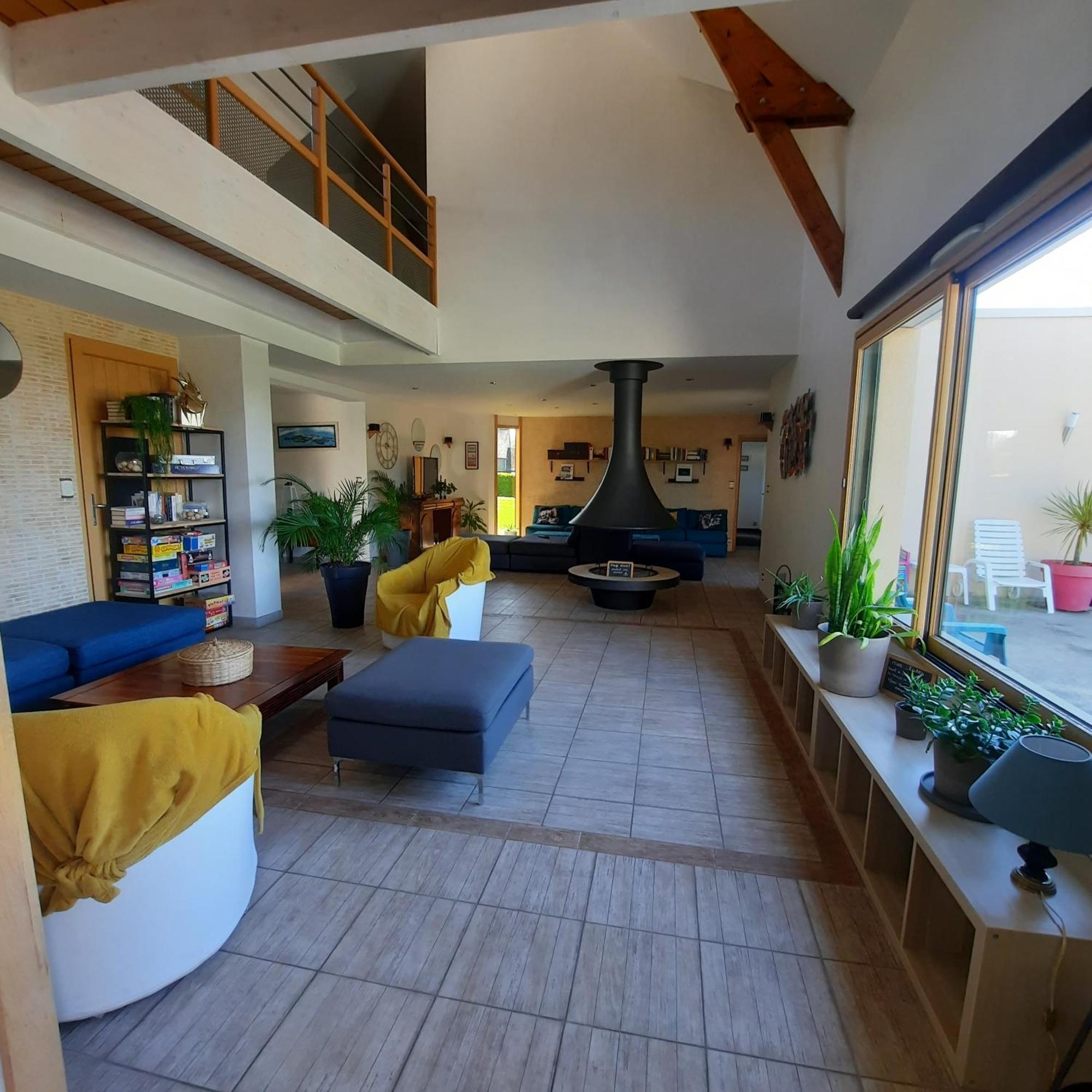 Magnifique Villa Avec Piscine Interieure Saint-Pois Exterior foto